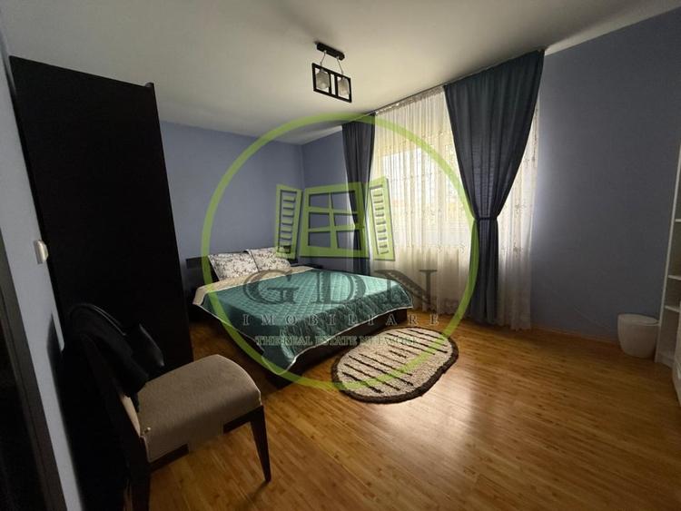 Casă individuală cu 5 camere cu Teren 713 Mp în Cârcea