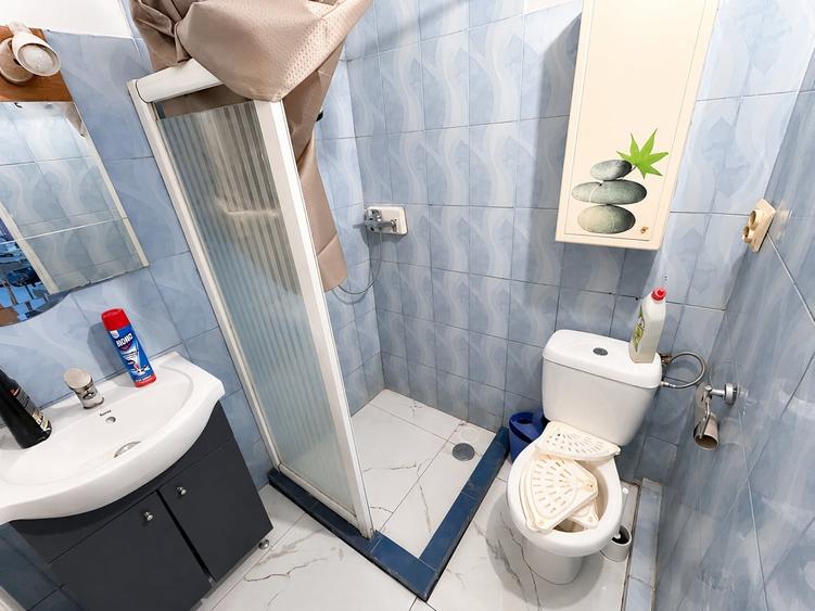 Apartament cu 2 camere semidecomandat, mobilat în Lipovei