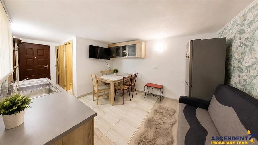 Casă cu 2 camere cu Teren 100 Mp în Central