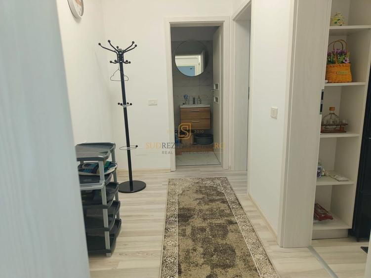 Apartament cu 2 camere decomandat, mobilat în Metalurgiei