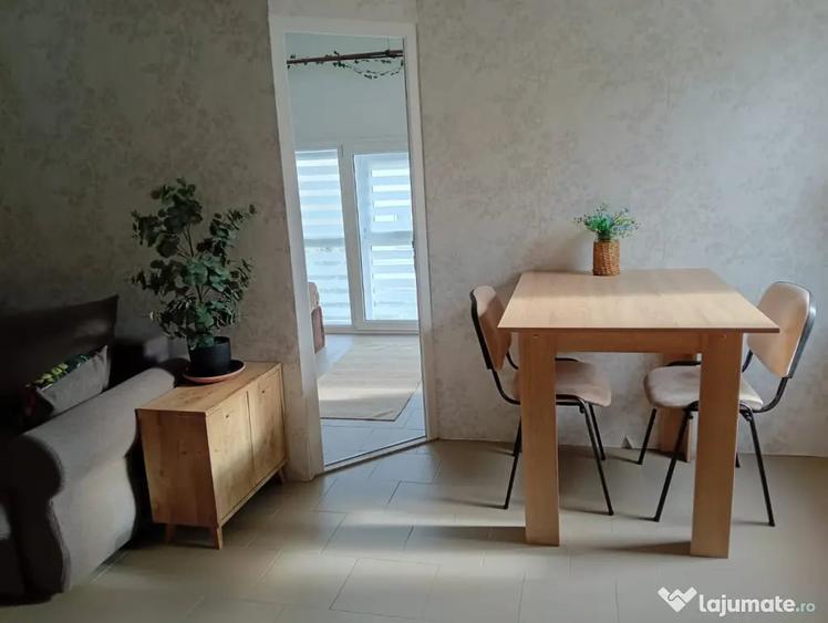 Apartament cu 2 camere semidecomandat în Sud