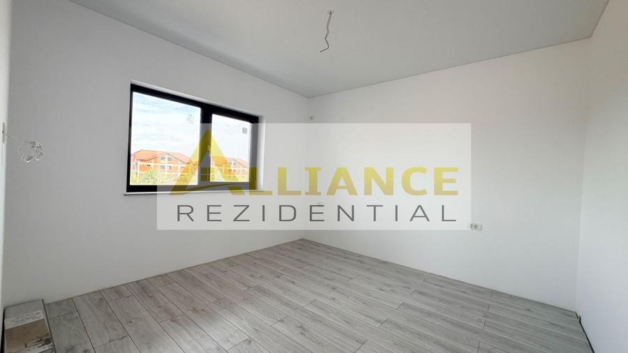 Casă individuală cu 4 camere cu Teren 320 Mp în Berceni
