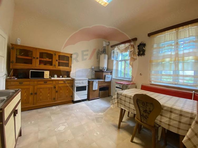 Casă cu 4 camere cu Teren 2174 Mp în Motiș