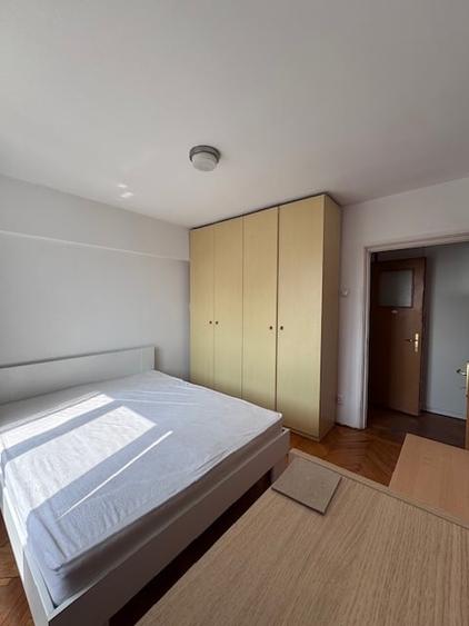 Apartament cu 2 camere semidecomandat în Ferdinand