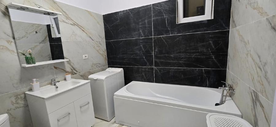 Apartament cu 2 camere decomandat în Dobroești