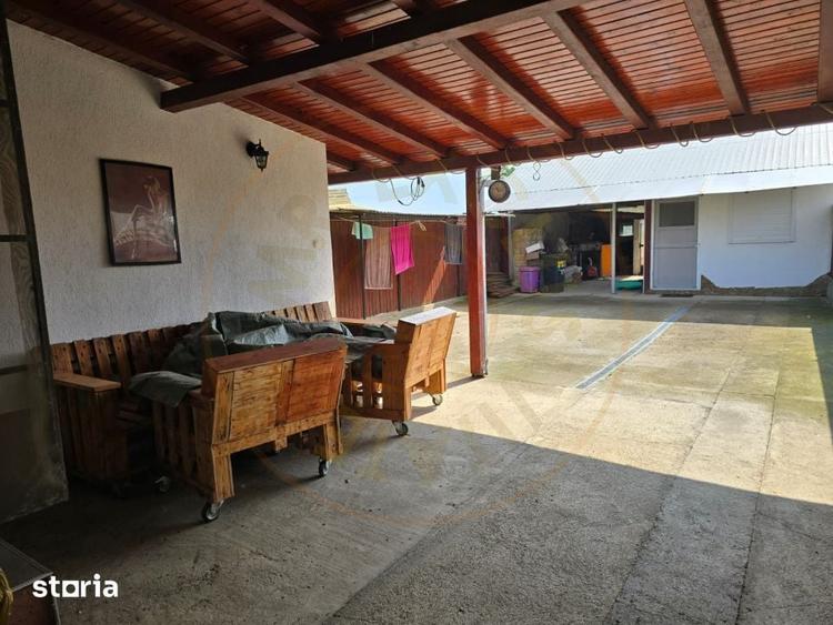 Casă cu 2 camere cu Teren 638 Mp în Lazuri