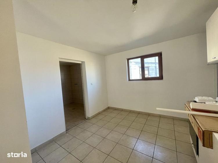 Casă cu 3 camere în Vicovu de Sus