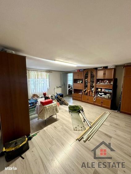 Casă cu 4 camere cu Teren 166 Mp în Central