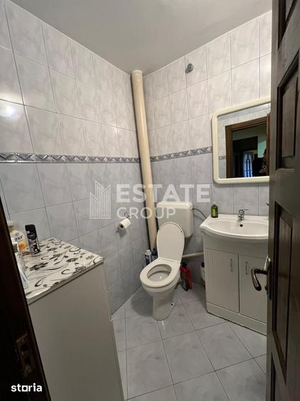 Apartament cu 3 camere semidecomandat în Aradului