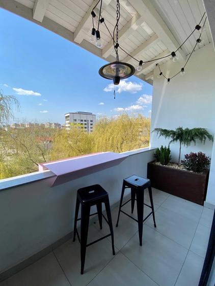 Apartament cu 2 camere nedecomandat, mobilat în Central