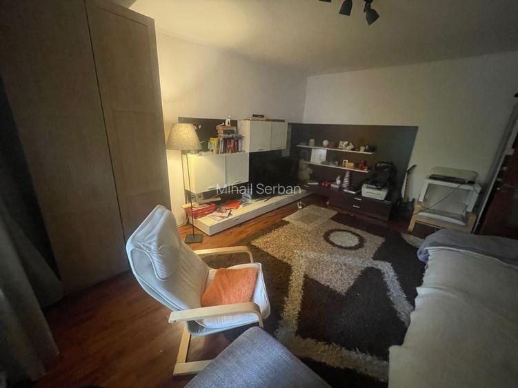 Vanzare Apartament 4 camere, 97 mp – Zona 13 Septembrie, etaj 1/8