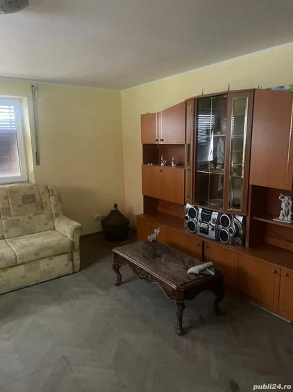 Casă cu Teren 1000 Mp în Noua