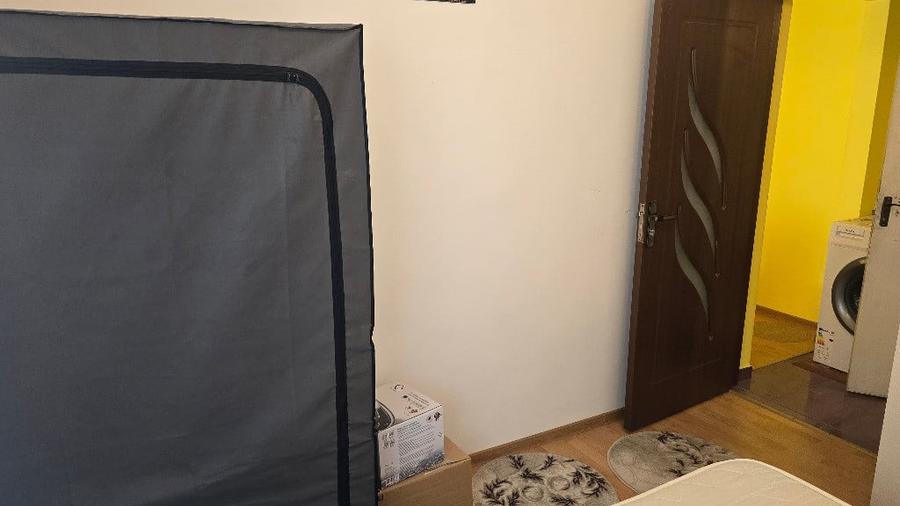 Apartament cu 2 camere semidecomandat în Dacia