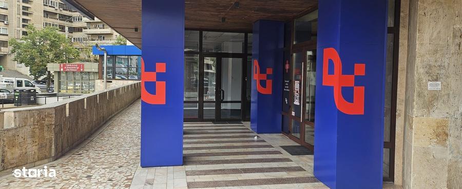 Spațiu comercial, de 184 mp, în Centru Civic