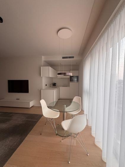 Apartament cu 2 camere semidecomandat în Aviației