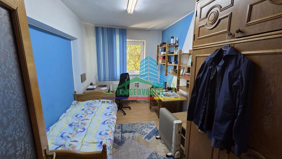 Apartament cu 3 camere decomandat, mobilat în Obor