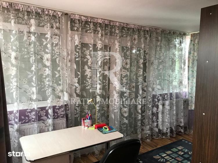 Casă cu 5 camere cu Teren 500 Mp în Oncea