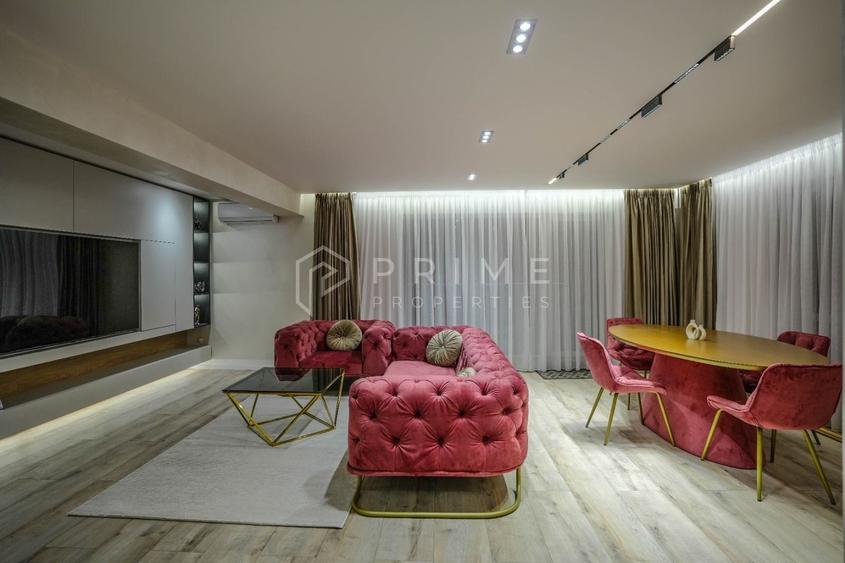 Penthouse cu 3 camere decomandat în Unirii