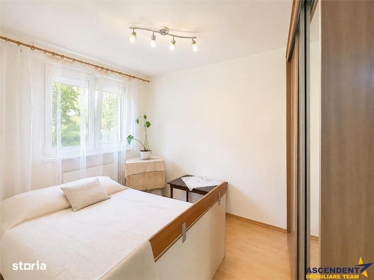 Apartament cu 2 camere decomandat în Rovinari