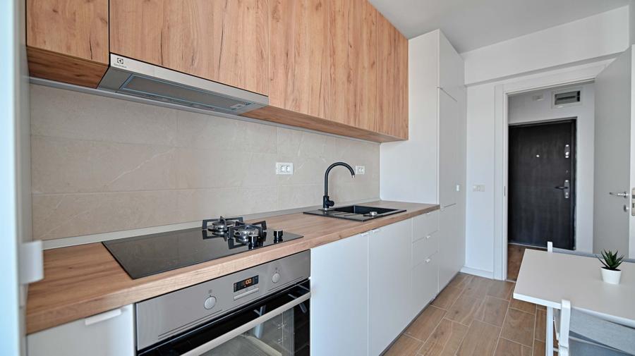 Apartament cu 3 camere decomandat, mobilat în Militari
