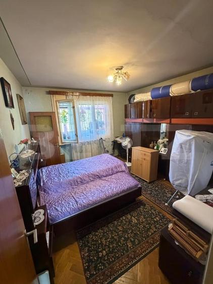Apartament cu 3 camere decomandat, mobilat în Hunedoara