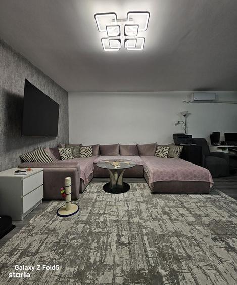 Casă cu 3 camere decomandat cu Teren 250 Mp în Nojorid
