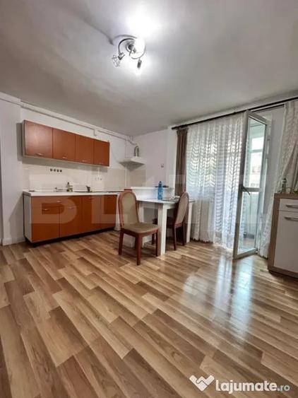 Apartament cu 2 camere semidecomandat în Central