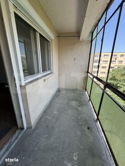 Apartament cu 3 camere decomandat în Micro 16