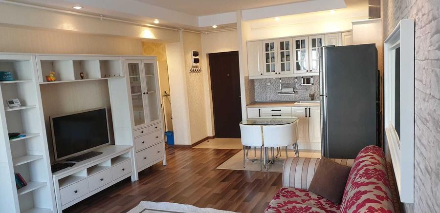 Apartament cu 2 camere semidecomandat în Pipera