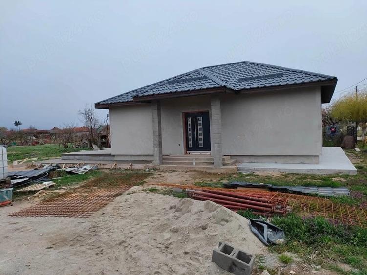 Casă cu Teren 600 Mp în Micula