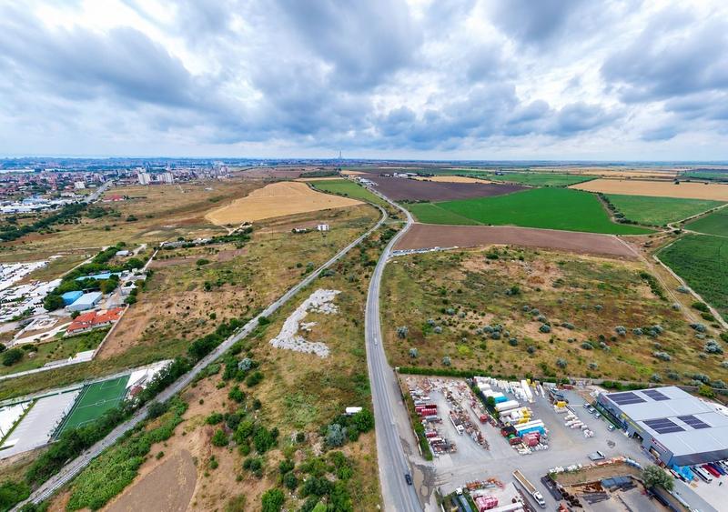 Teren Construcții intravilan de 6000 mp, în Exterior Sud