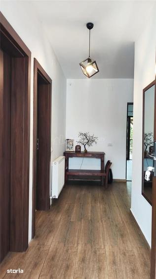 Casă cu 5 camere cu Teren 500 Mp în Zădăreni