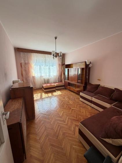 Apartament 3 camere + boxa, etaj intermediar, Radauti - 1