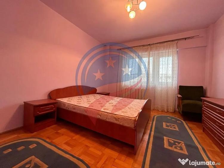 Apartament cu 3 camere decomandat în Calea Severinului