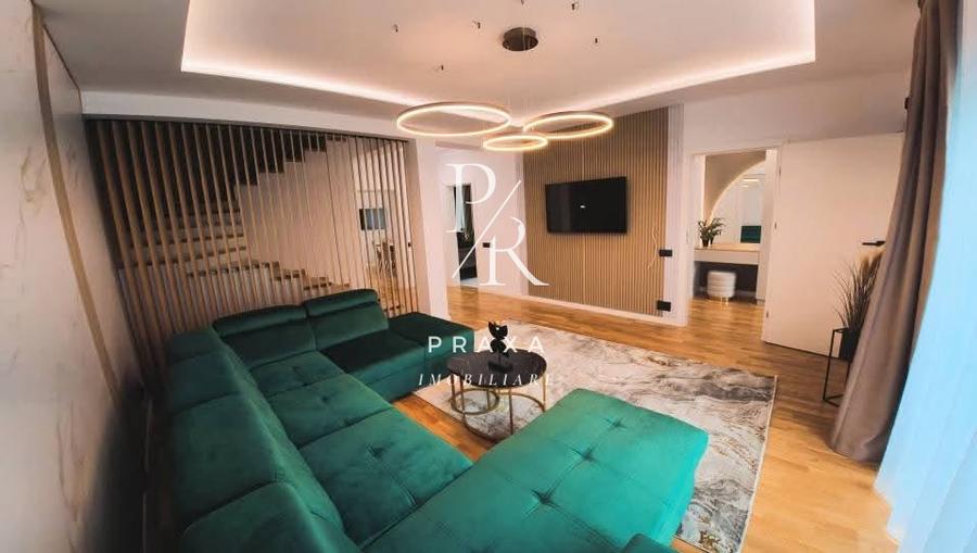 Duplex cu 4 camere cu Canalizare în Florești