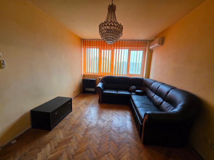 Apartament cu 2 camere, mobilat în Pajura