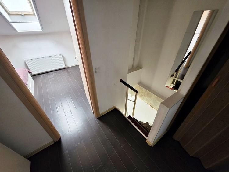 Apartament cu 2 camere decomandat, mobilat în Fizicienilor