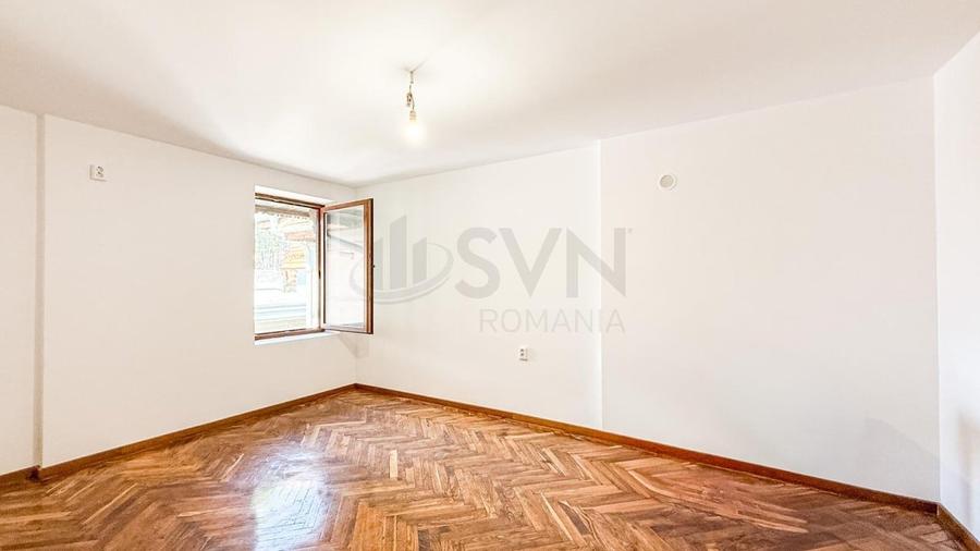 Apartament cu 3 camere decomandat, mobilat în Capitale