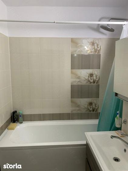 Apartament cu 2 camere decomandat în Republicii
