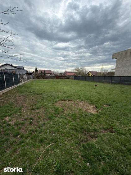 Teren de 850 mp, în Miroslava