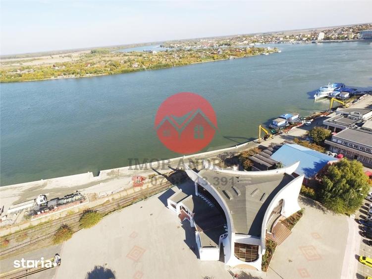 Spațiu comercial, de 1,000 mp, în Faleză