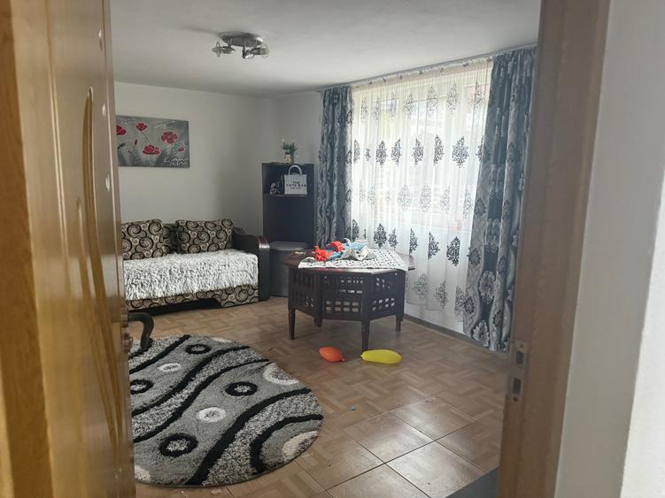 Casă cu 2 camere în Central
