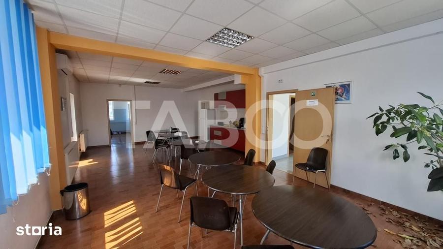 Spațiu comercial, de 2,238 mp, în Șelimbăr