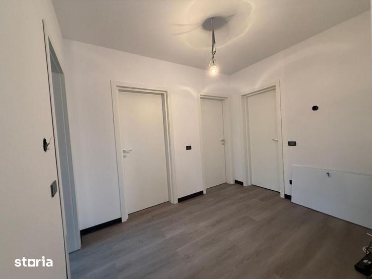 Casă cu 3 camere cu Teren 379 Mp în Brestei