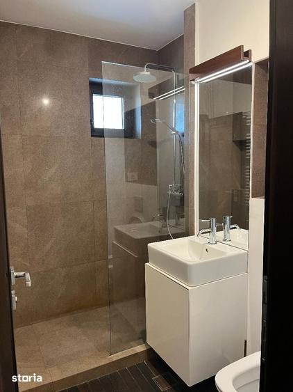 Apartament cu 4 camere în Dragoș Vodă