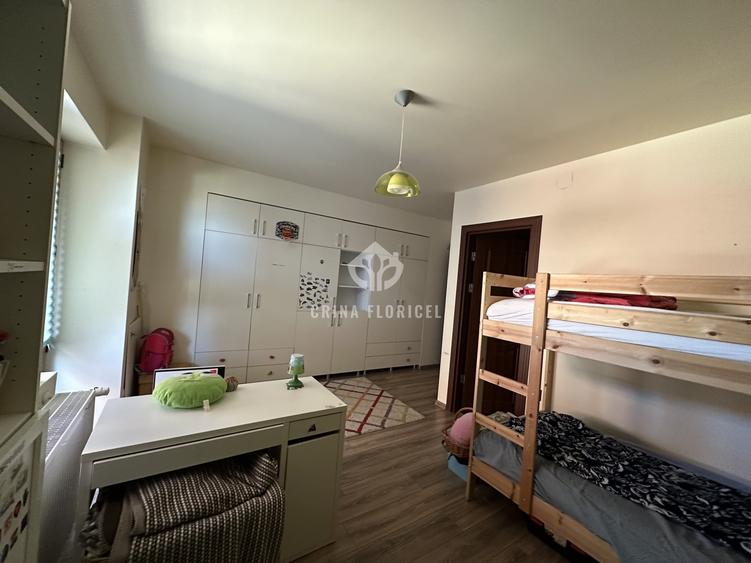 Apartament cu 3 camere semidecomandat, mobilat în Pantelimon