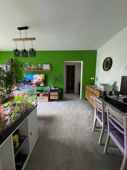 Apartament cu 2 camere semidecomandat în Piața Centrală