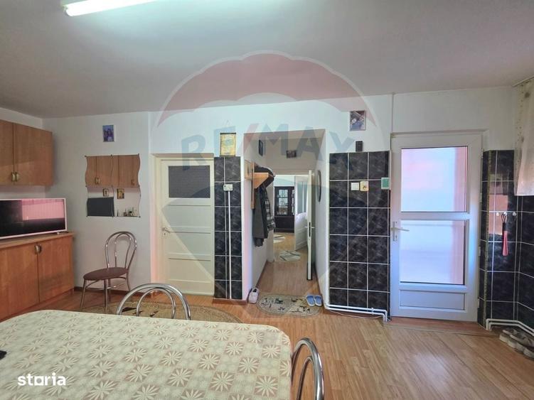 Casă cu 3 camere cu Teren 367 Mp în Central