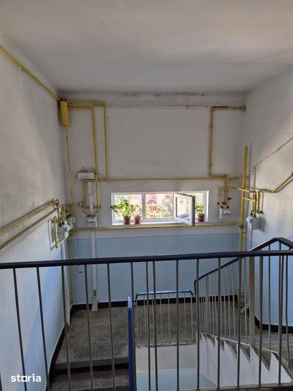 Vanzare apartament 2camere semidecomandat, langa Politie, pret 49900E - 2