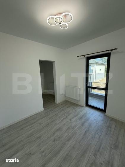 Casă cu 4 camere cu Teren 425 Mp în Tomești